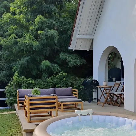 Luxury Vineyard Retreat With Private Jacuzzi Villa Szigetvár Exterior photo
