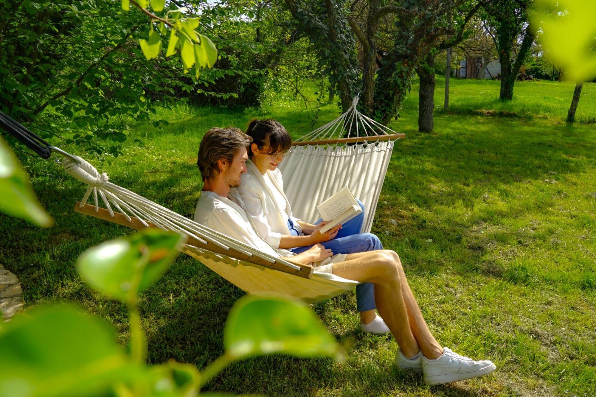 Luxury Vineyard Retreat With Private Jacuzzi * Сігетвар